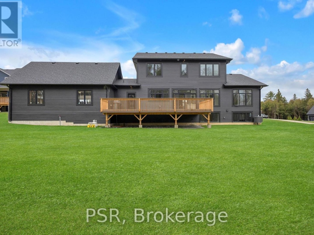 72 GEORGIAN GRANDE DRIVE, 
