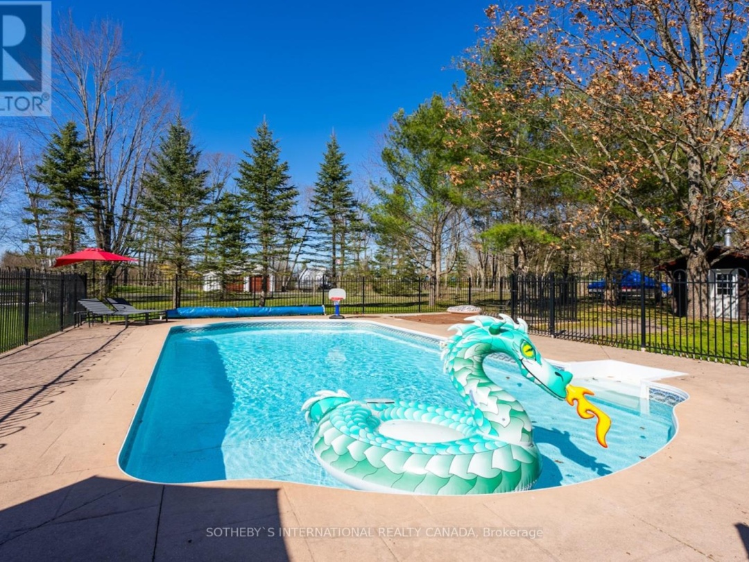 3535 Lauderdale Point Cres, Severn