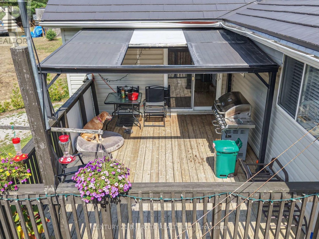7576 CRONK SIDE ROAD, 