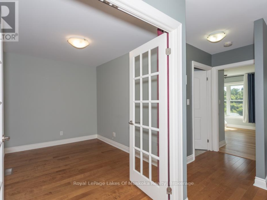 202 - 10A KIMBERLEY AVENUE, 