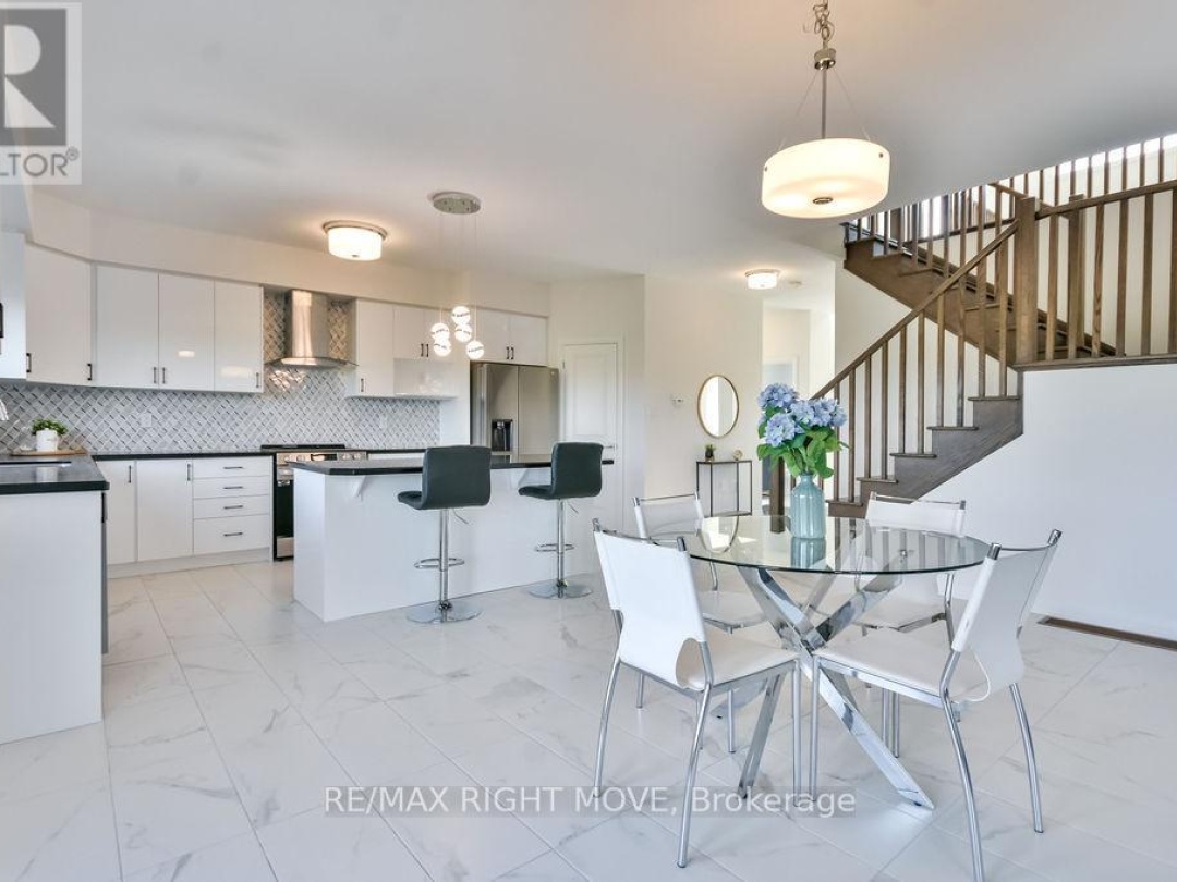 3721 QUAYSIDE DRIVE, 