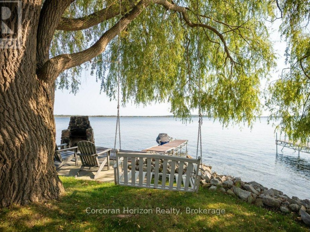 280 Robins Point Road, Georgian Bay
