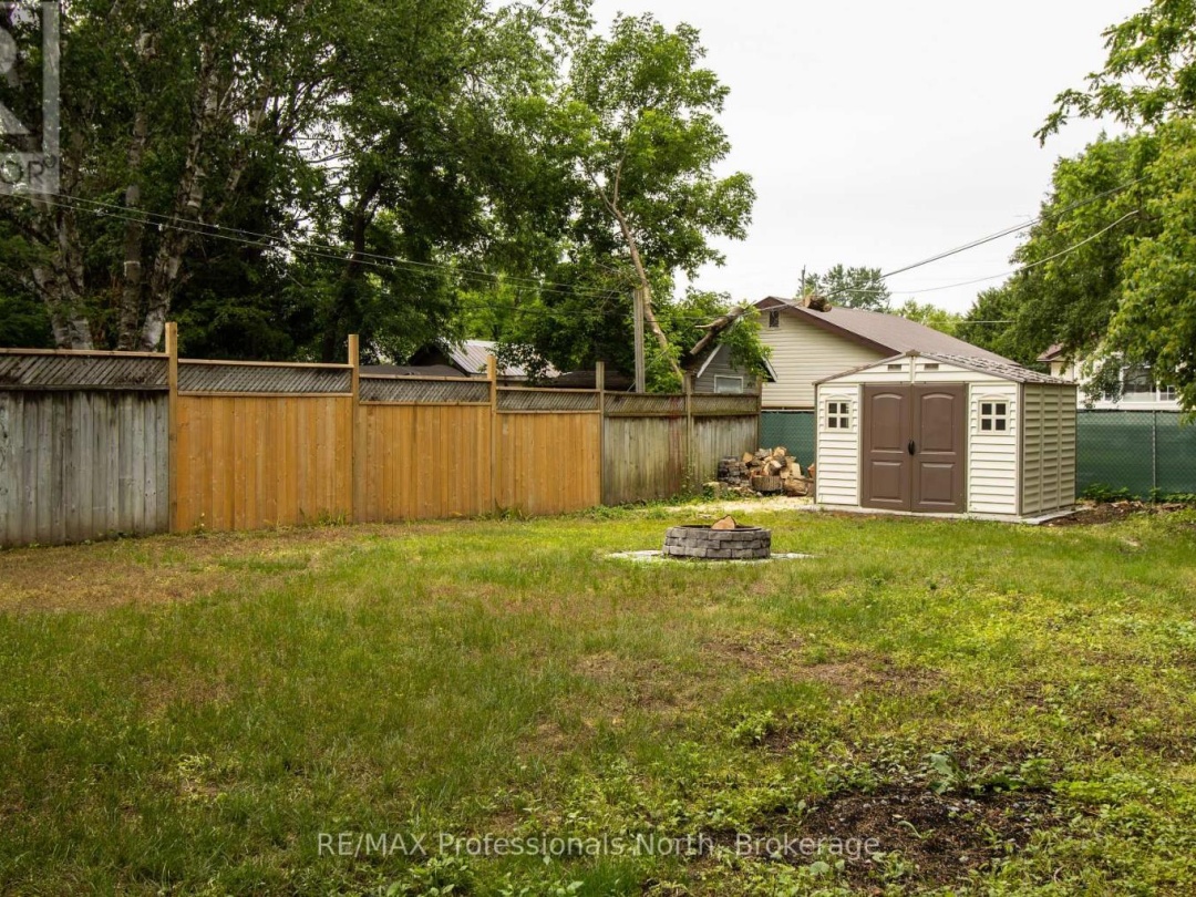 36 B SPENCER STREET, 