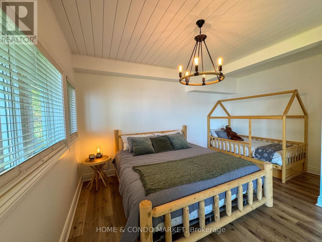 14 CHARLES AVENUE, Manitouwabing Lake