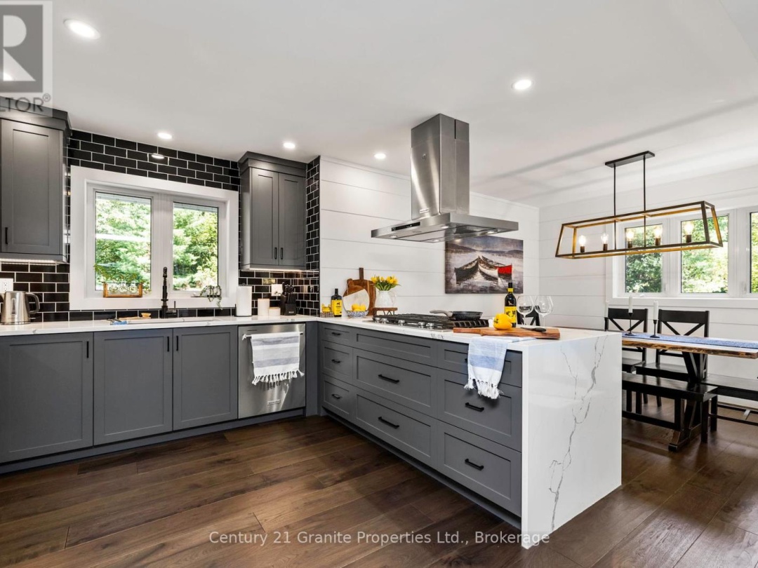 4 & 8 BARTLETT DRIVE, 