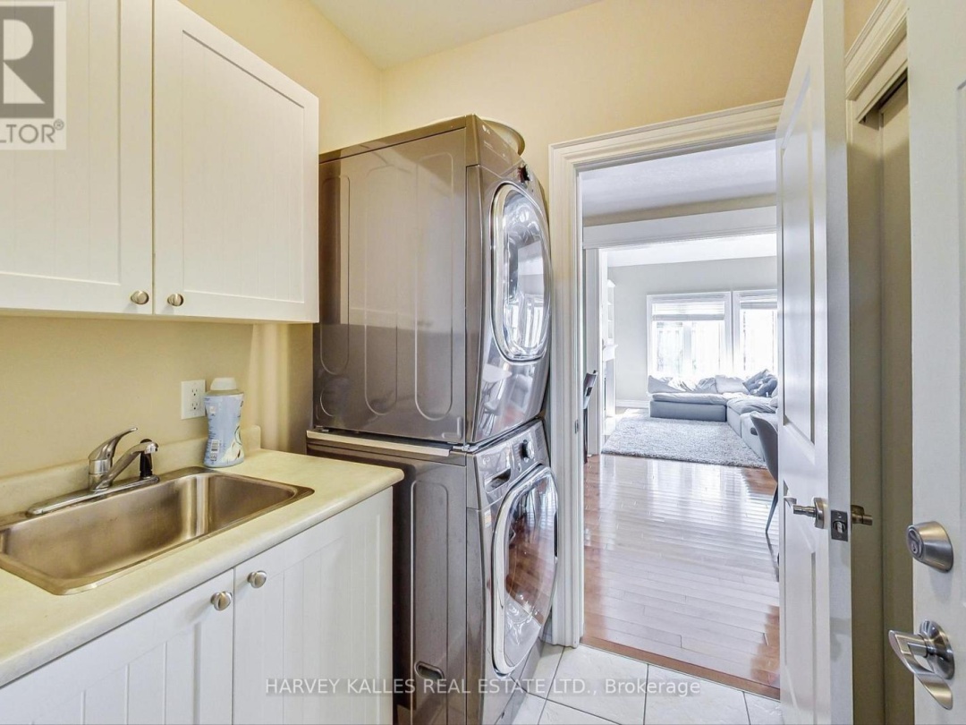 22 5 Invermara Court, Lake Simcoe