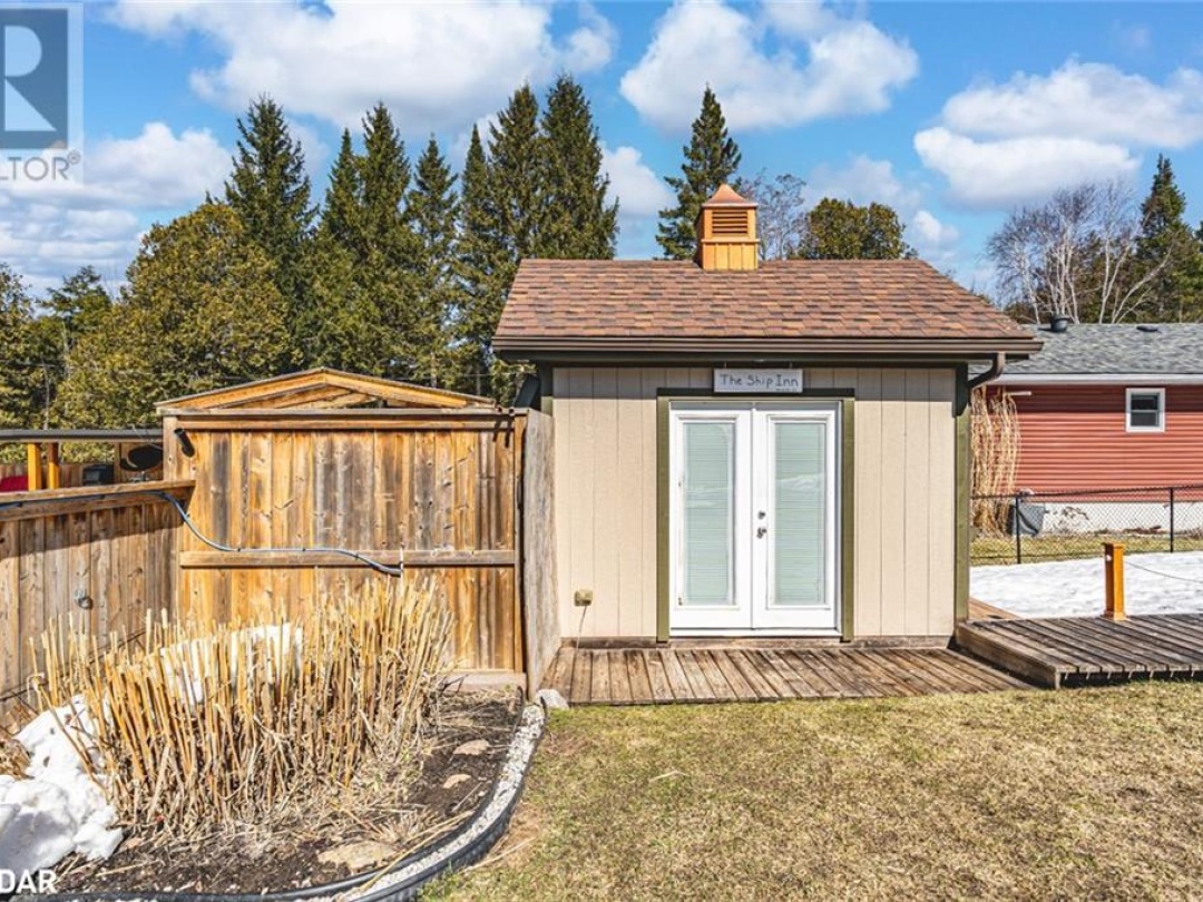 99 King Road, Waubaushene