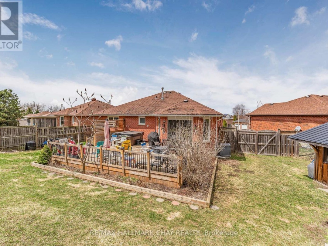 11 Watson Court, Orillia