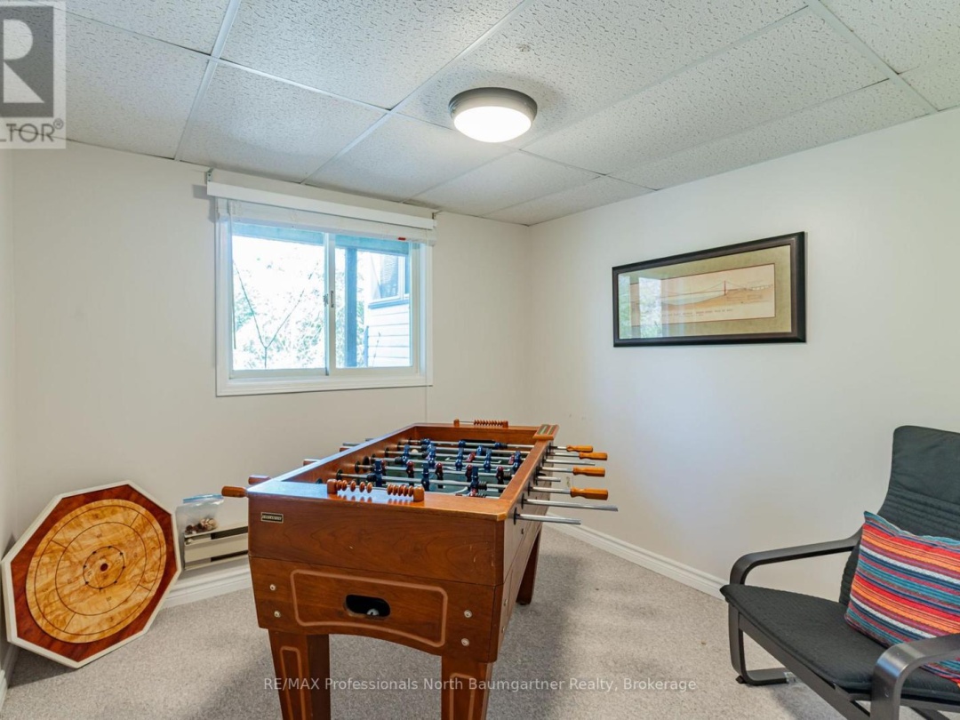 1053 Mink Road, Long Lake