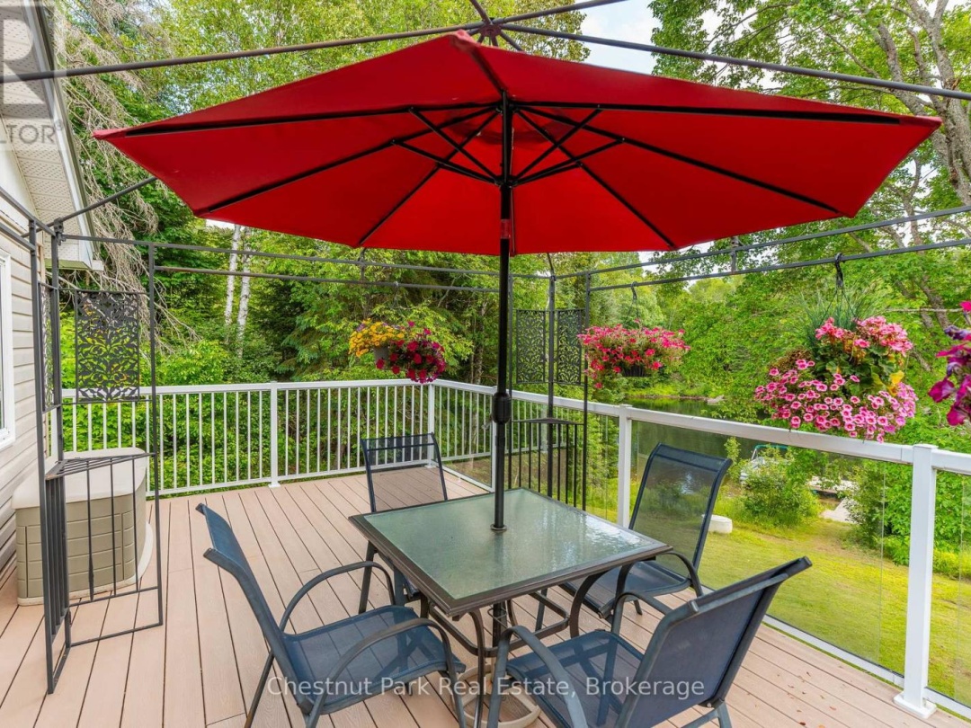 1054 GREEN LAKE ROAD, 