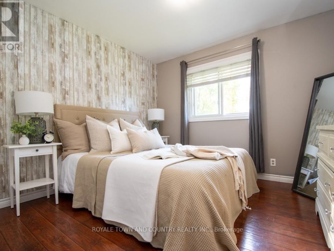 187 SKYLINE ROAD, 