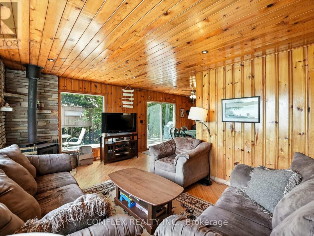 633 GRAND ISLAND, 