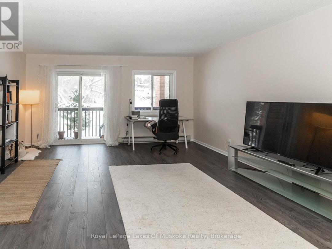 10 - 142 ECCLESTONE DRIVE, Muskoka River