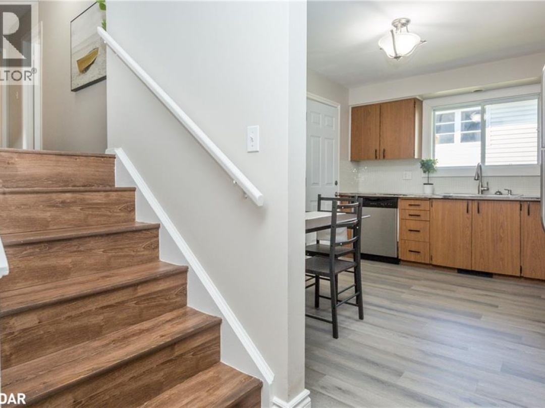 55 FITTONS Road E, 