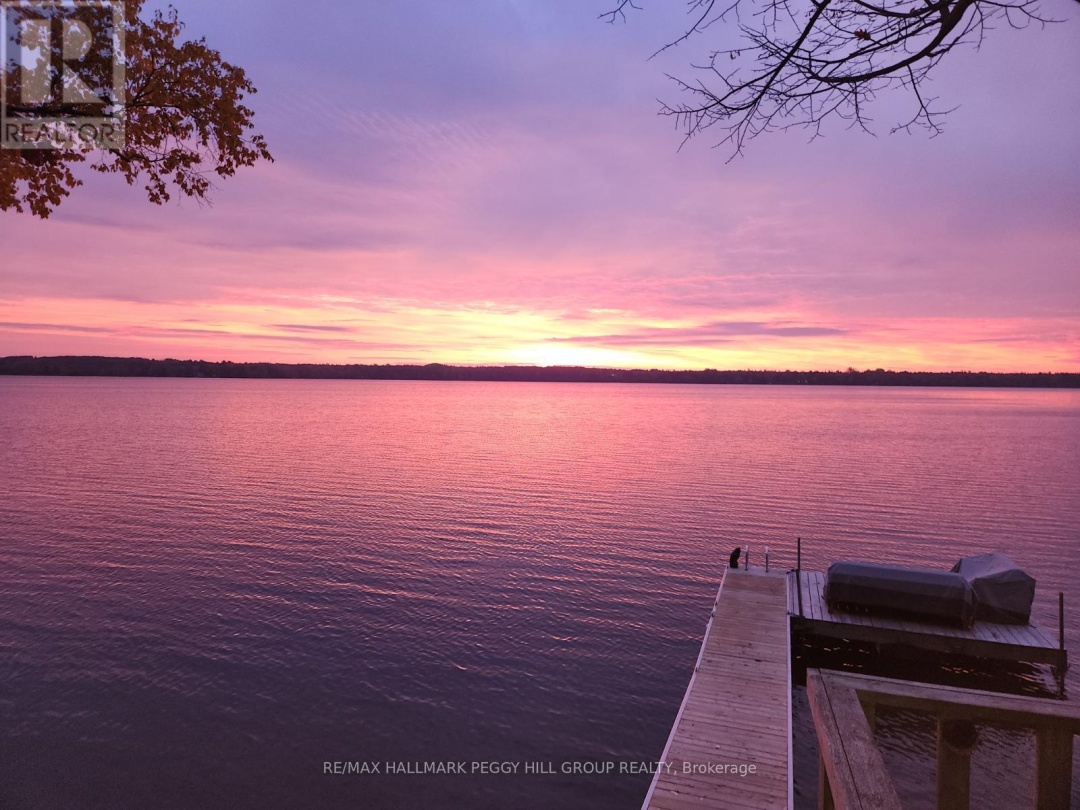 185 Avery Point Road, Dalrymple Lake