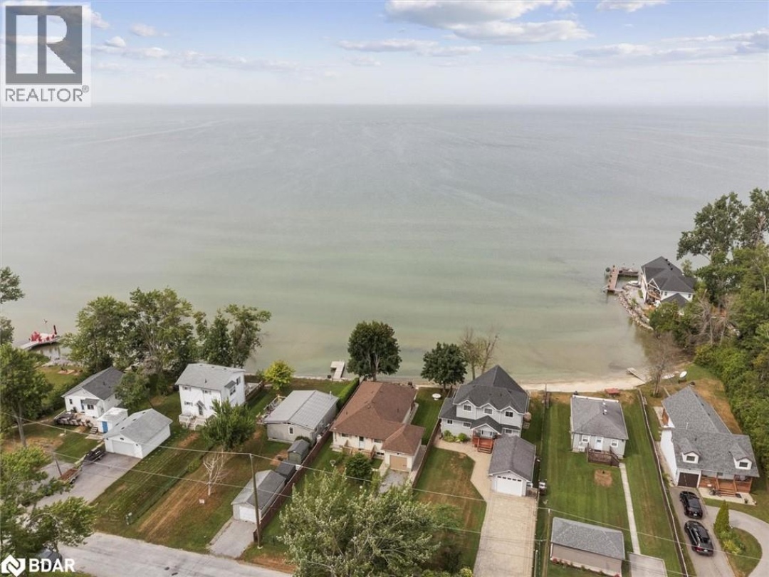2762 LONE BIRCH Trail, 