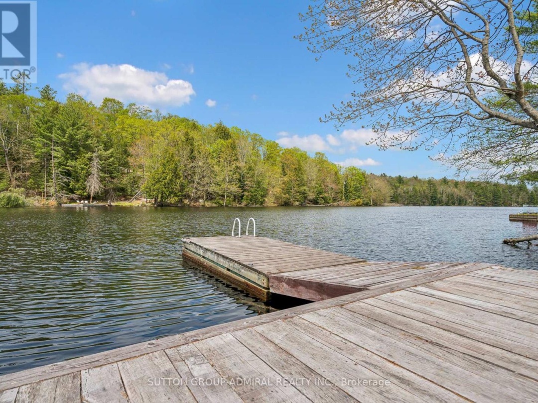 1023 KIRKPATRICK LANE, Muskoka River