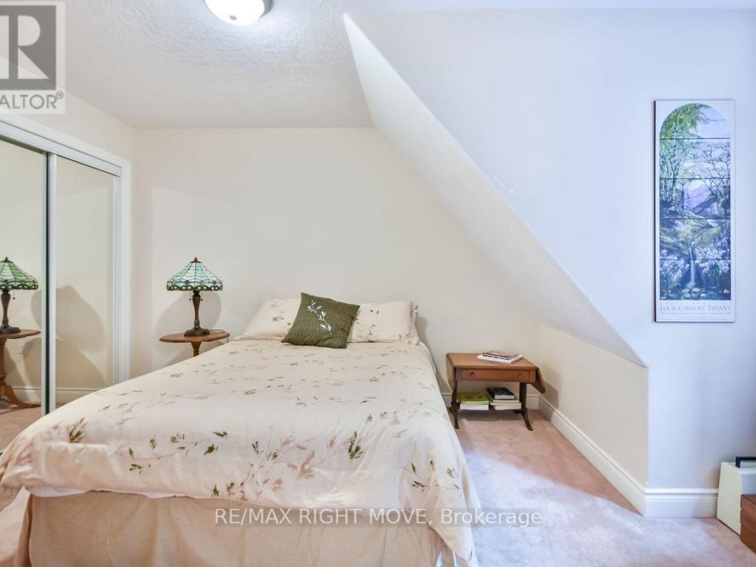 6 - 5 INVERMARA COURT, 