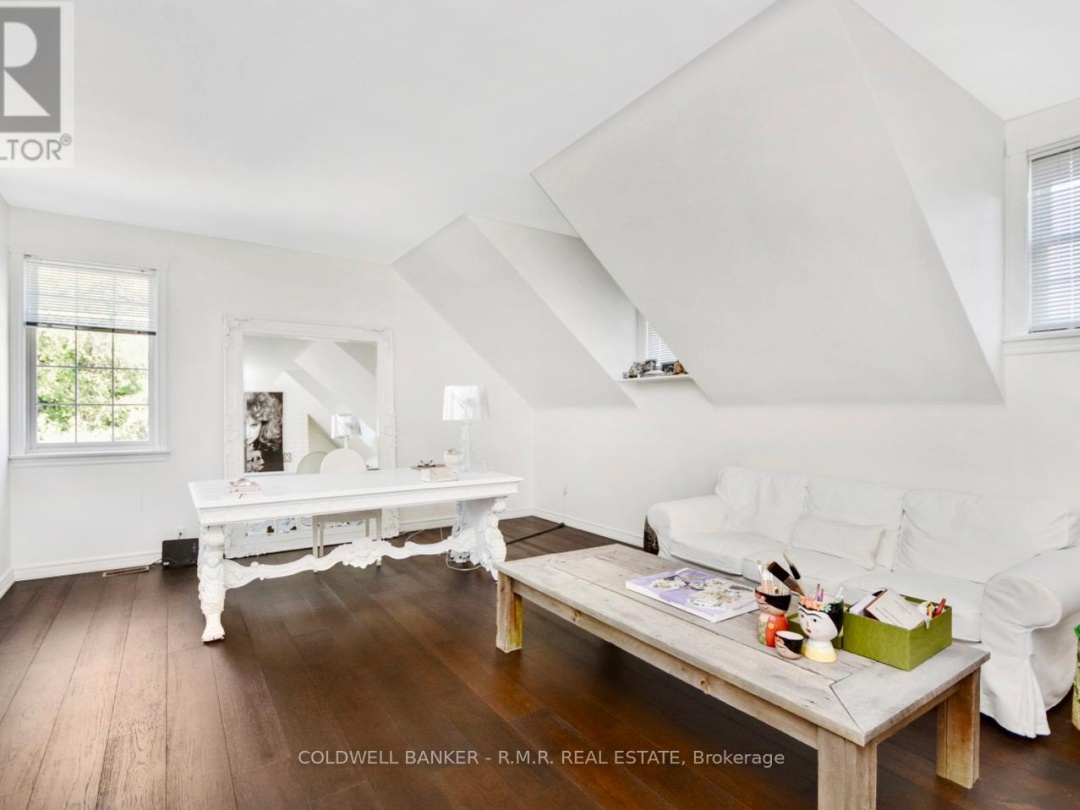 10 ARMITAGE AVENUE, 