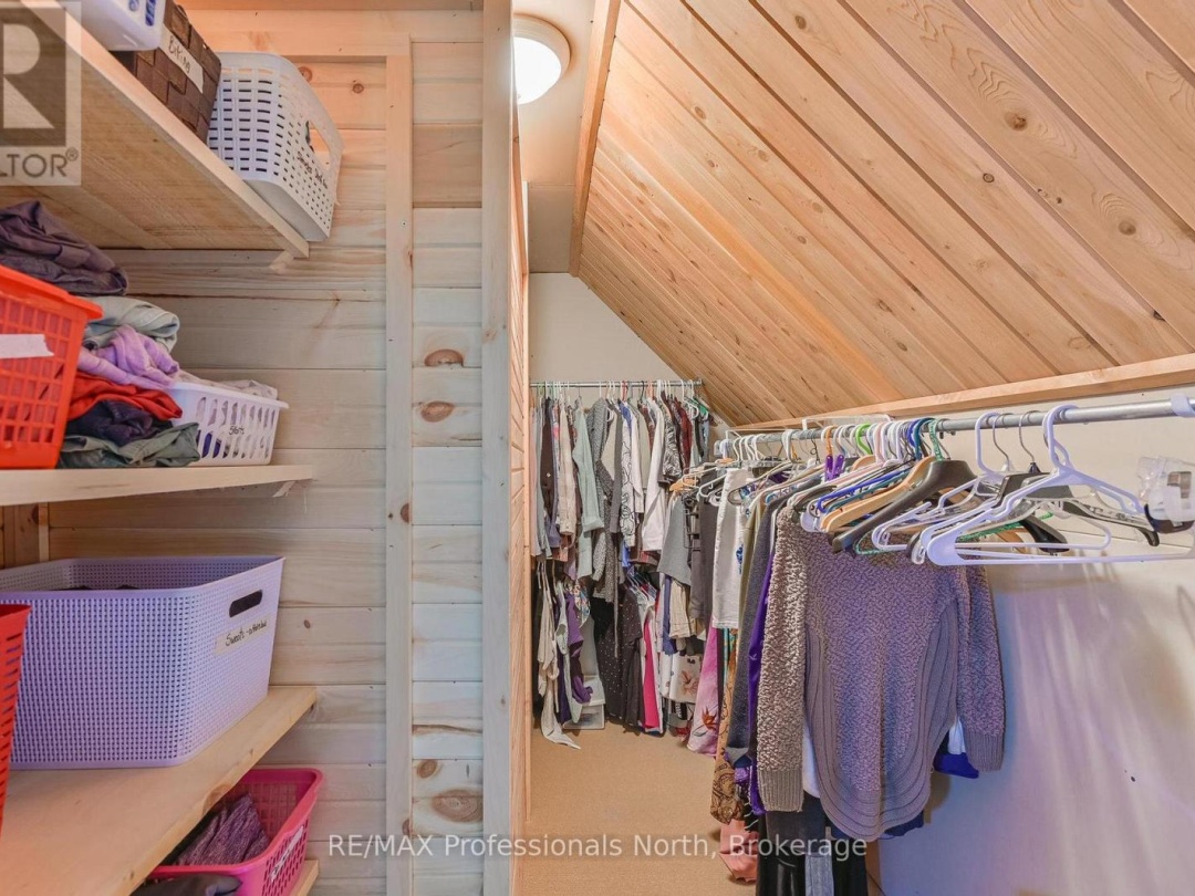 1392 TENNYSON ROAD, Bob Lake