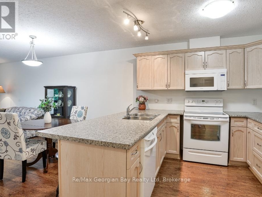 206 - 10A KIMBERLEY AVENUE, 