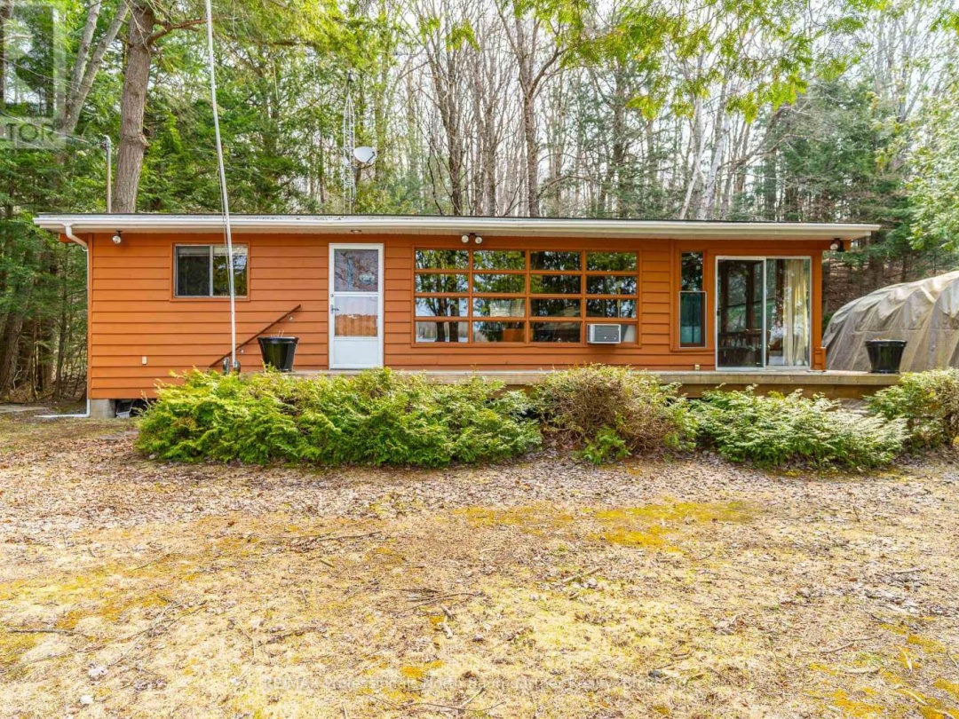 1189 Marathon Drive, Canning Lake