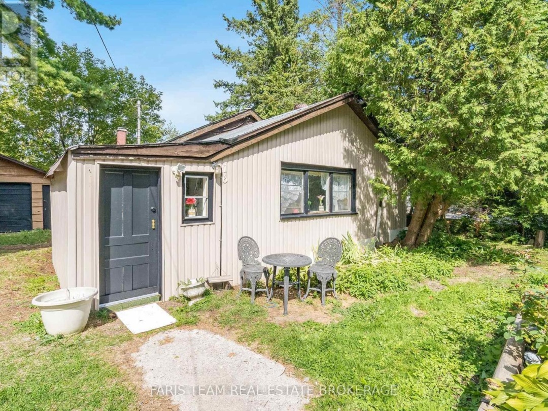 16 WATERSIDE DRIVE, 