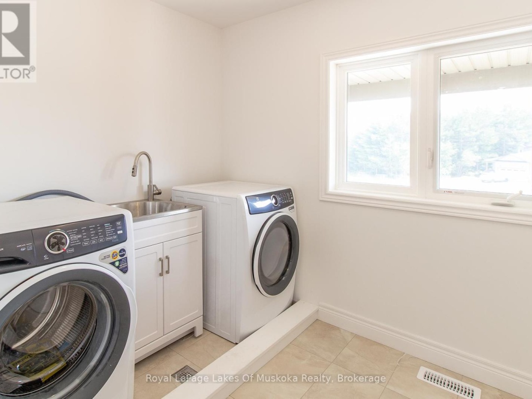 37 WHITEHORN PARK, 