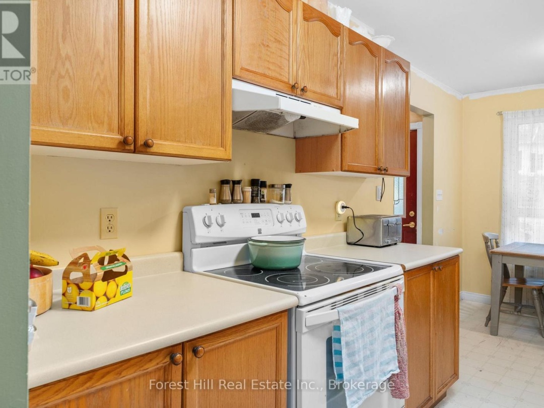 12 CRESTVIEW DRIVE, 
