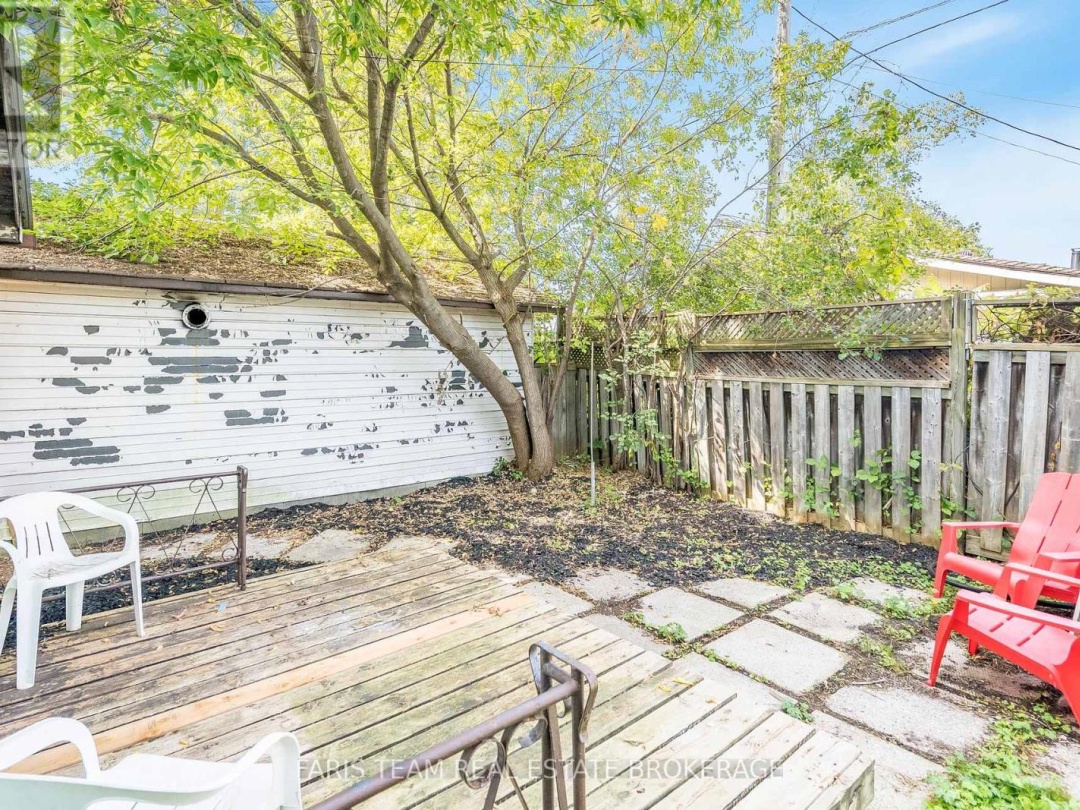 16 WATERSIDE DRIVE, 