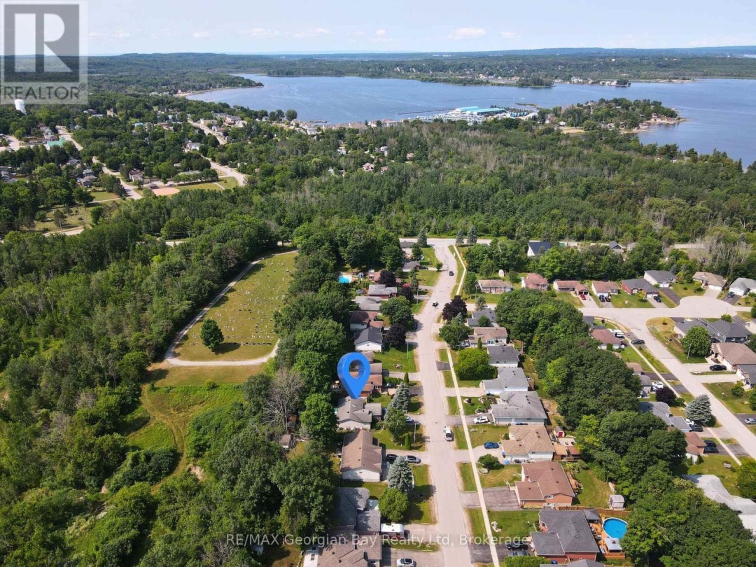 33 ANDERSON CRESCENT, 