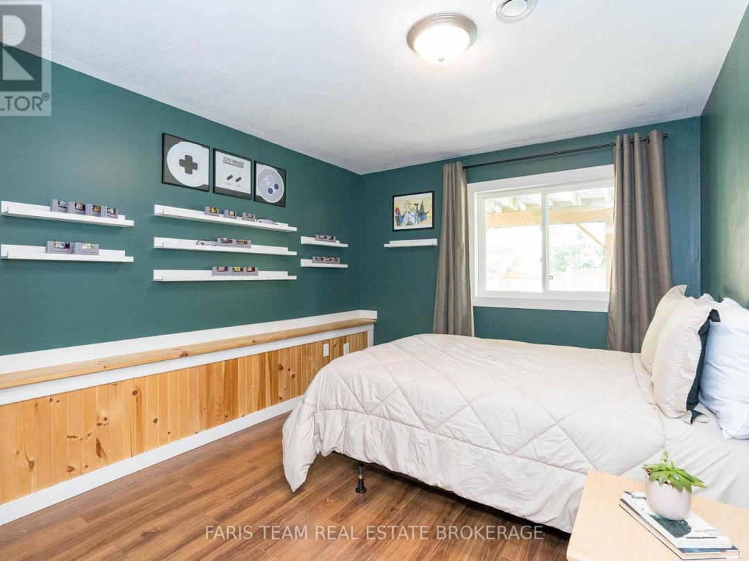 33 GEORGIAS WALK, 