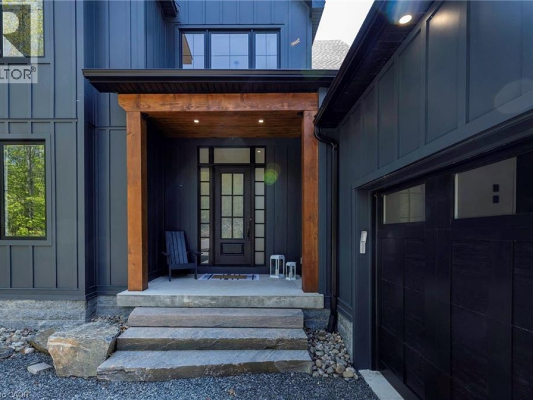 14 ST GEORGES Court, 