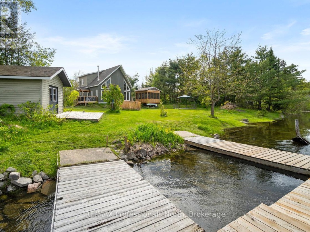 1059 TIFFANY LANE, 