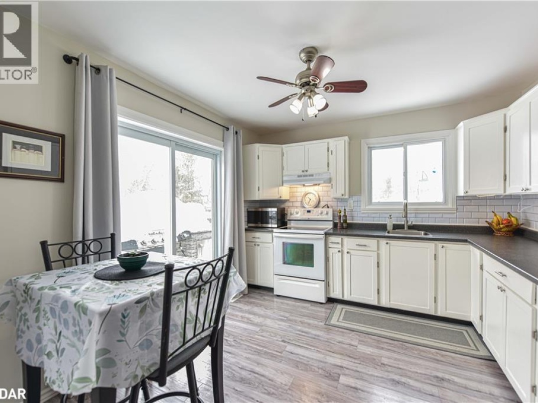 7187 BEACH Drive, 