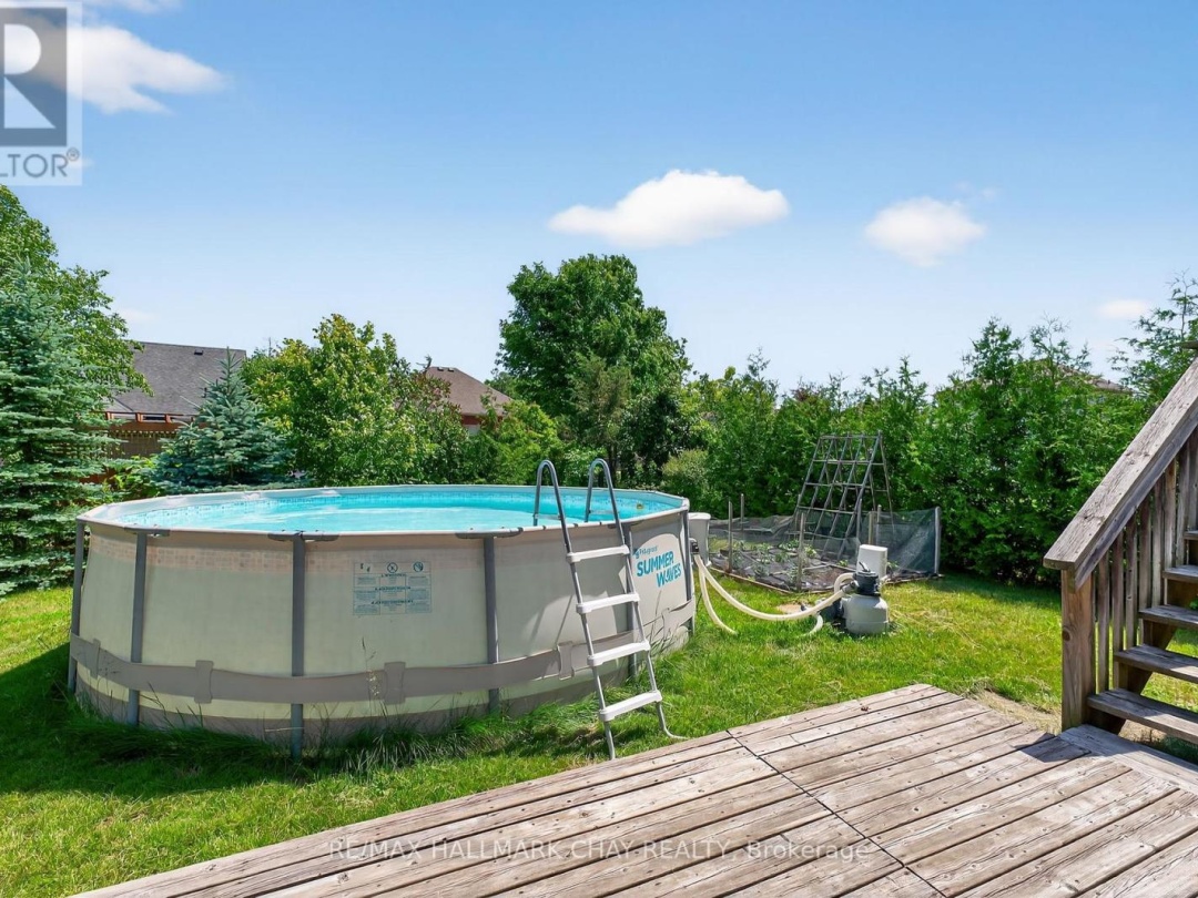 3159 BASS LAKE SIDE ROAD E, 
