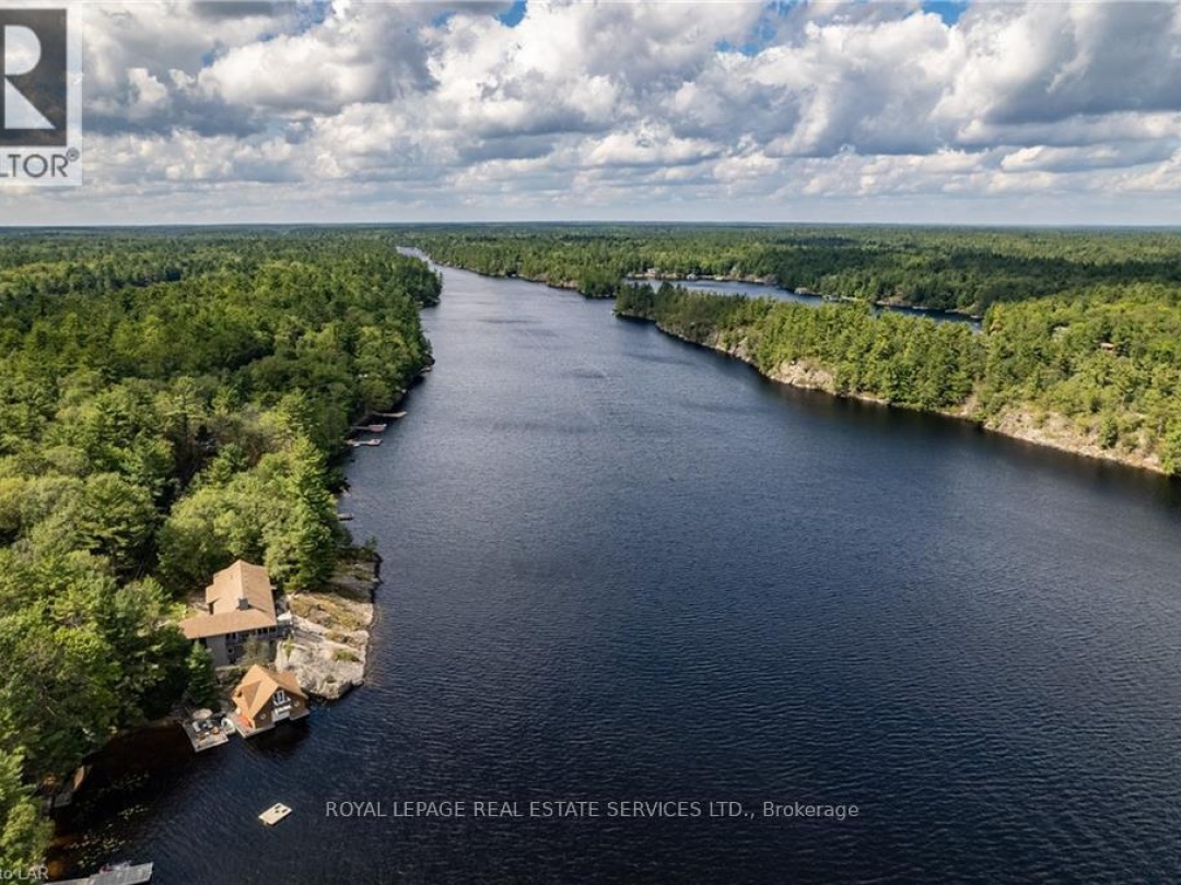 1327-1329 WOODLAND DRIVE, Muldrew Lake