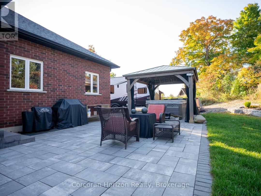 12 REIDS RIDGE, 