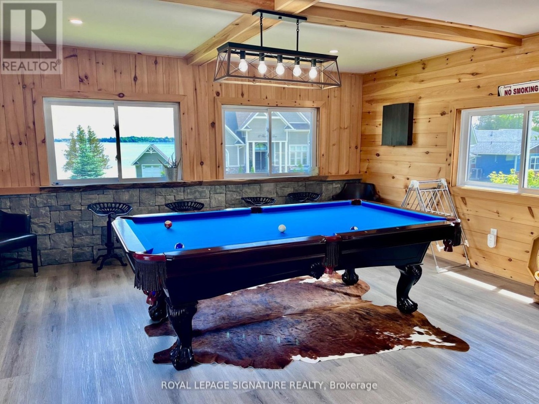 31 BLUE BAY LANE, 