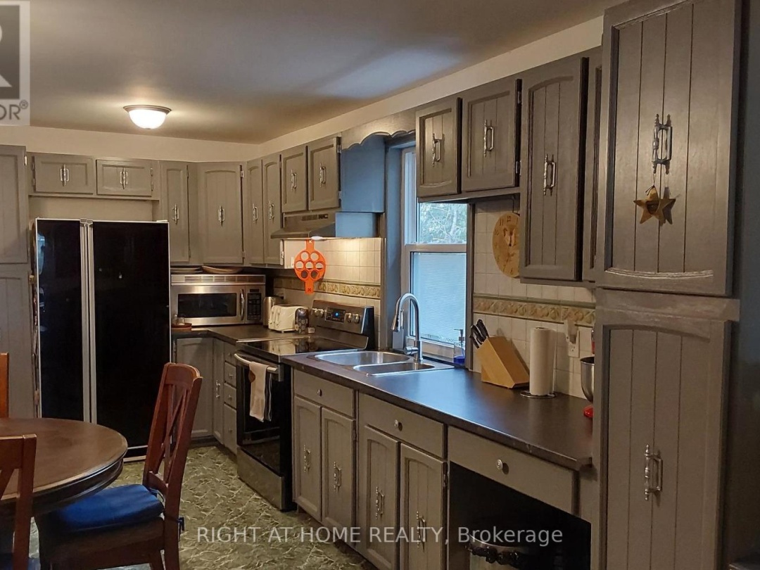 2323 LAKESHORE DRIVE, 