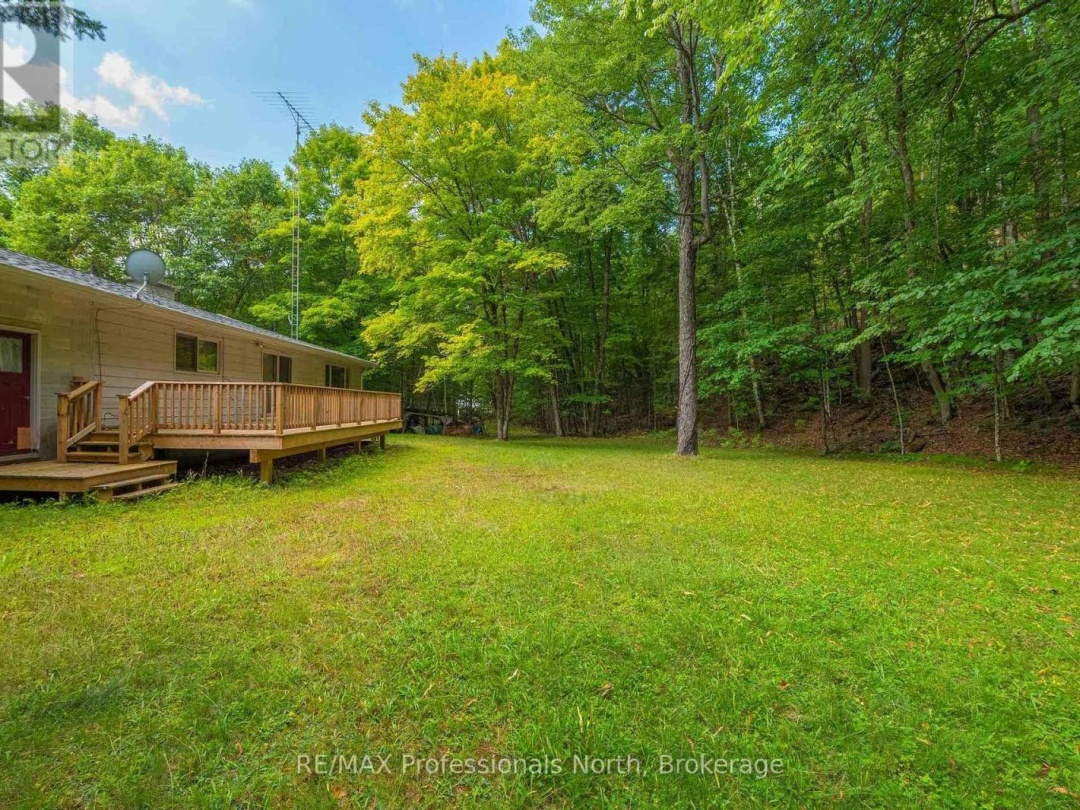 2499 KENNISIS LAKE ROAD, 