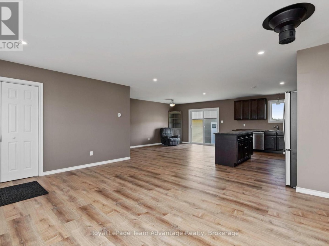 28 Meadowcrest Drive, McDougall