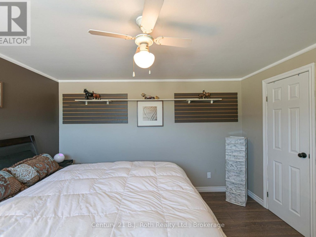 21 - 40 VICTORIA CRESCENT, 