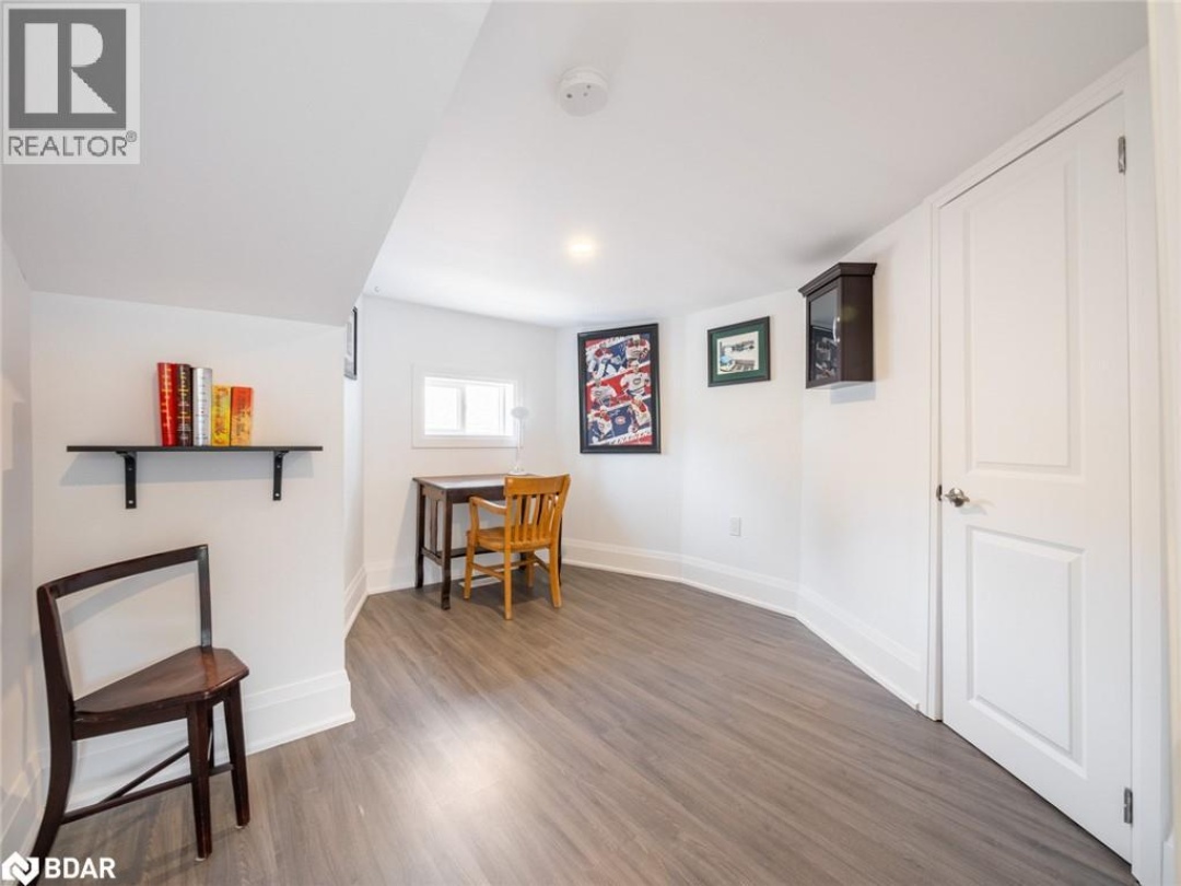370 HOMEWOOD Avenue, 