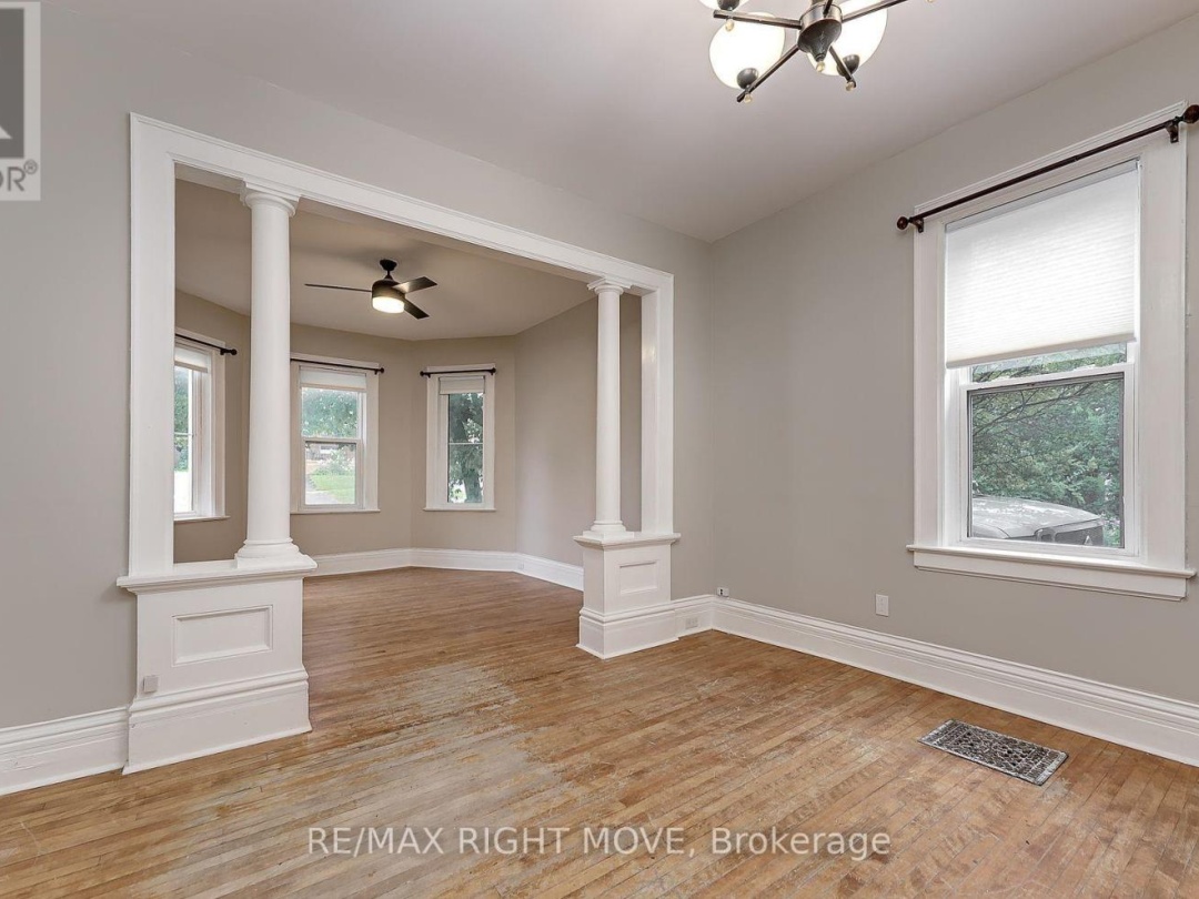 264 Mississaga Street W, Orillia