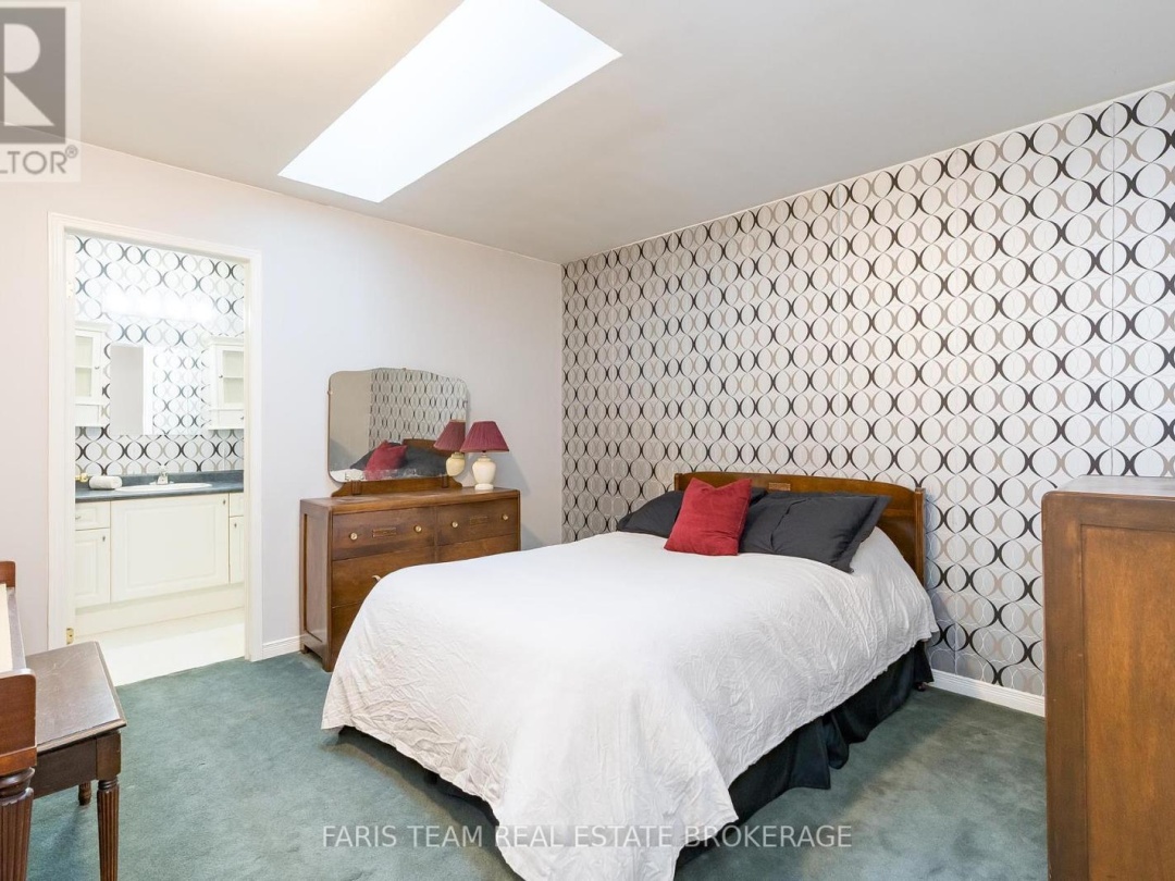 9 JULIA CRESCENT, 