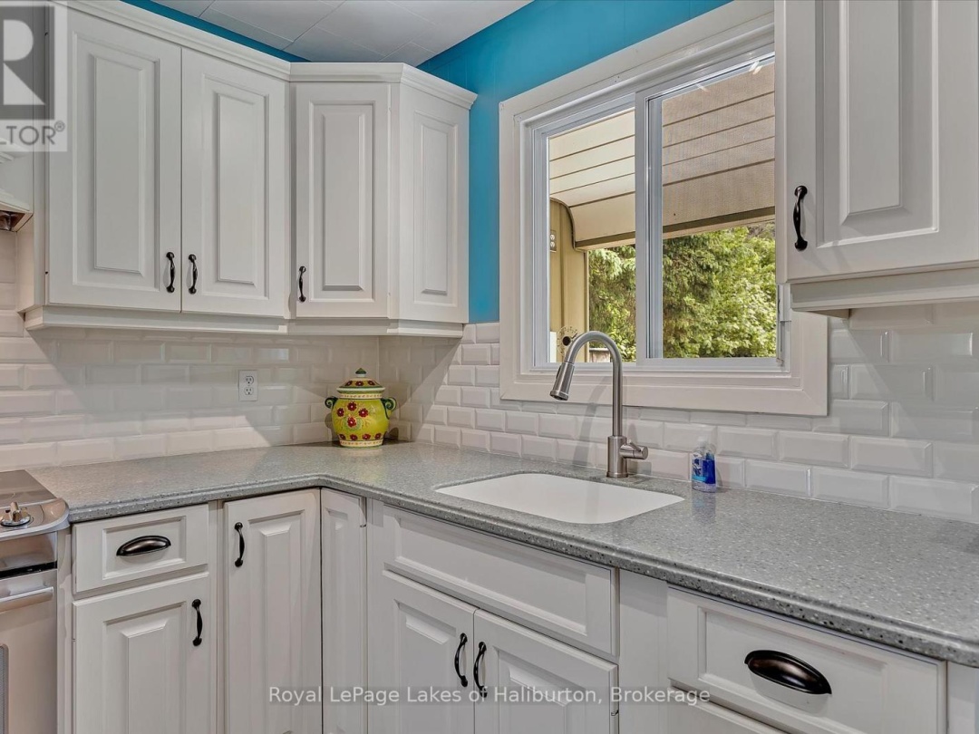 1093 LAMAR DRIVE, 
