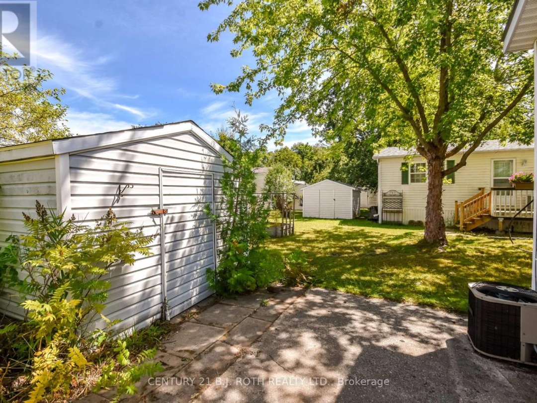 4113 ASH CRESCENT, 