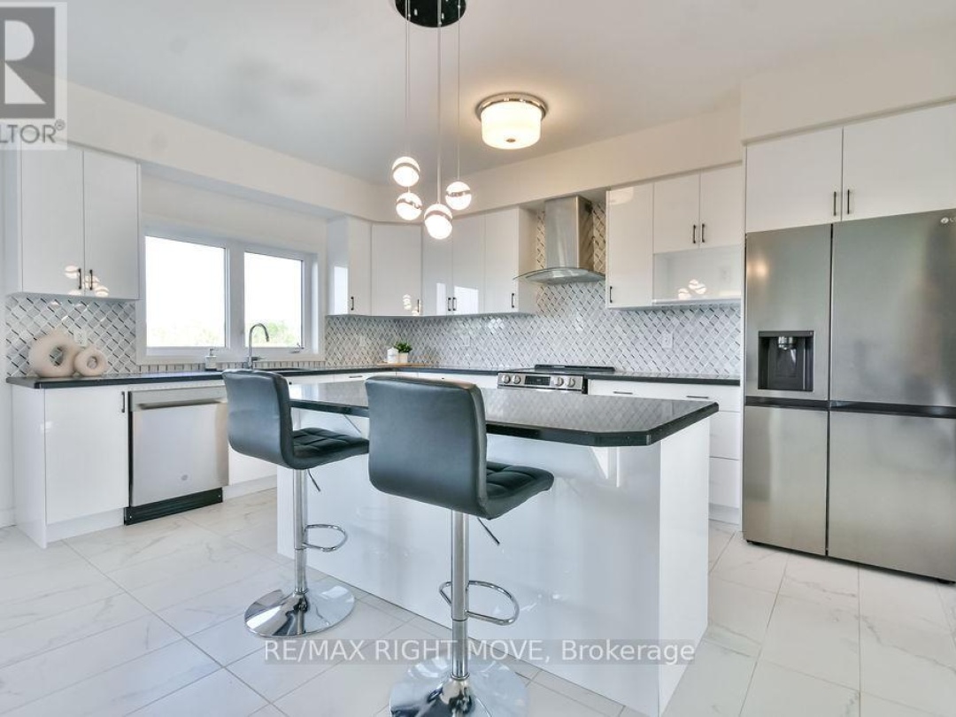 3721 QUAYSIDE DRIVE, 