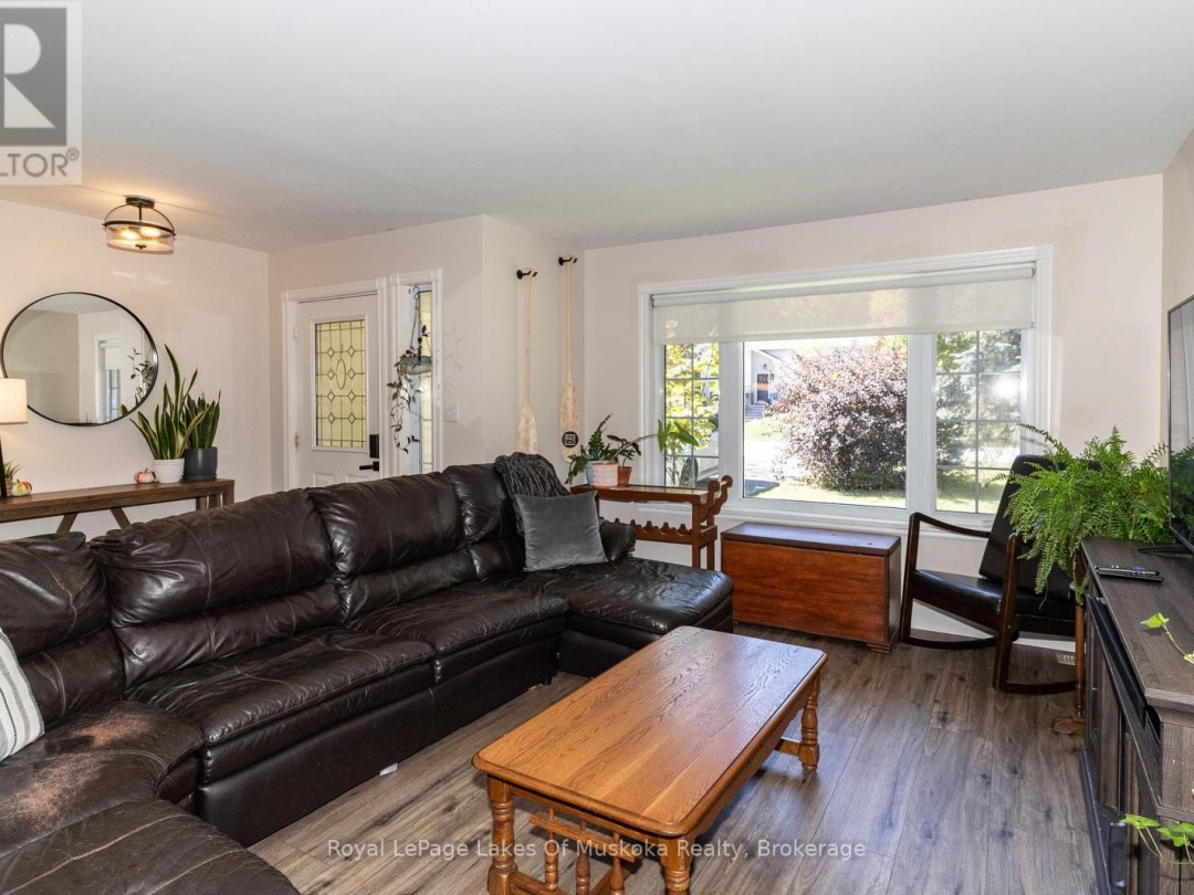 22 KNOTTY PINE TRAIL, 